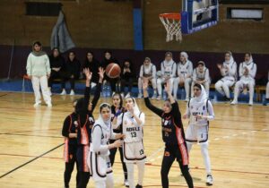 مس کرمان از صعود به مرحله بعدی جا ماند