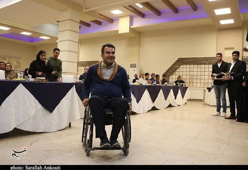 تجلیل غریبانه از قهرمانان پارایی استان کرمان؛ وقتی صندلی مسئولان خالی